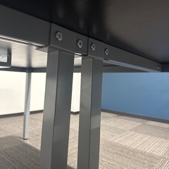 ミーティングテーブルの画像