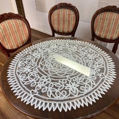 【ダイニングテーブル＋椅子3脚セット】※傷ありの画像