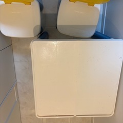 キッズテーブル チェアセットの画像