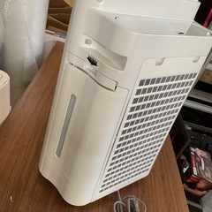 加湿空気清浄機　SHARP 2022年　中古の画像