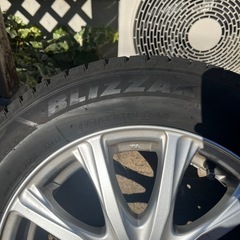 スタッドレスタイヤ　175/65/15の画像