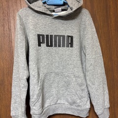 PUMA セサミストリートコラボトレーナー＋PUMAキッズパーカー　116cmの画像