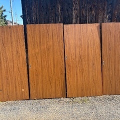 【無料/ 早い者勝ち】リフォームで不用になった引き戸まとめて差し上げます。の画像