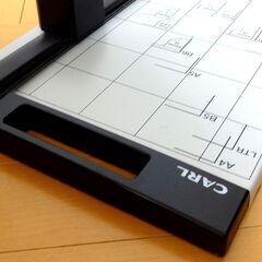 ■カール事務器 裁断機 ペーパーカッター A4対応 10枚裁断 DC-200N ディスクカッターの画像