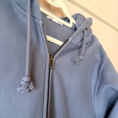 GUパーカーの画像