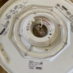 新品　LEDシーリングライト　調光　3個の画像