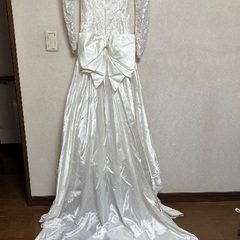 ウェディングドレスの画像