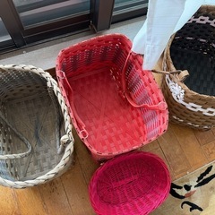 かご4つ
の画像