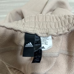 adidasハーフパンツの画像