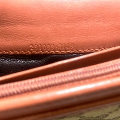 GUCCI長財布の画像