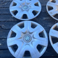 トヨタのホイールカバー欲しい人居たら缶コーヒーと交換しませんか？の画像