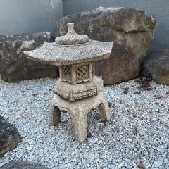 小型灯籠の画像