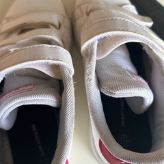 アディダス　スニーカー　21の画像