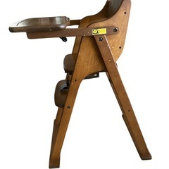 12/20まで掲載　
差し上げます　キッズダイニングチェアの画像