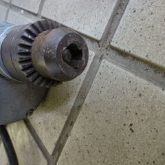 makitaマキタ 10mm ドリル 6400B 電動ドリル　中古品　動作確認済　引取り専用の画像