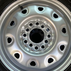 中古４本145/80R13 スタッドレスタイヤの画像