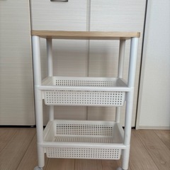 キャスター2段木目天板付きの画像