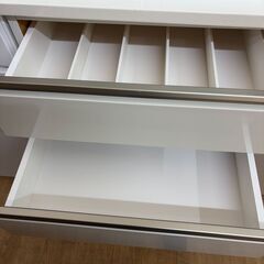 1215-011 ★リユースのサカイ幸手店★スリム食器棚幅60奥行51高さ201の画像