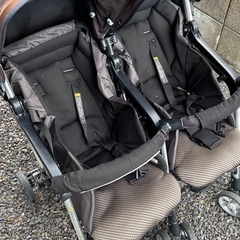 双子用　ベビーカーの画像
