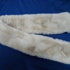 ( E-113 )ティペット ３つまとめて セット まとめ売り ベージュ ピンクベージュ ホワイト 白 フェイクファー マフラー 中古の画像