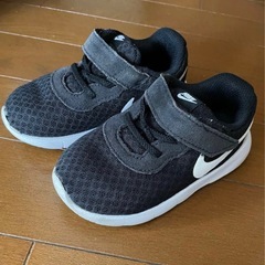 NIKE スニーカー 13センチの画像