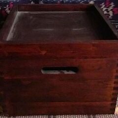 今は懐かしい箱膳二個／美品の画像