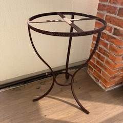 イタリアンっぽい屋外テーブルの画像