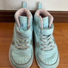 キッズ　17cm VANS スニーカー　の画像