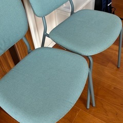 IKEA　ダイニングチェア　ヴィーハルスの画像