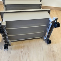 キャスター付き収納の画像