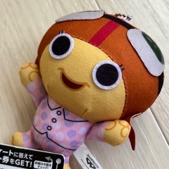 『ダンダダン』カバンに付けられるぬいぐるみ　チキチータの画像