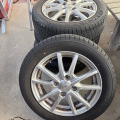 14インチスタッドレスタイヤホイールの画像