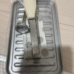 キッチン用品と真空マシーンの画像