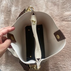 レディース ショルダーバッグ ホワイトの画像