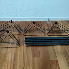 ラック黒(お洒落な浴室用/新品未使用)値引ありの画像