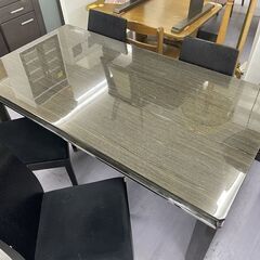 4人掛け ダイニングセット 160×85cm テーブル 椅子4脚 エナメル 鏡面 ブラック 木目調 ダイニング 大きめ 札幌市手稲区の画像