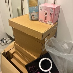 スマホケース等、多数
の画像