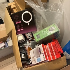 スマホケース等、多数
の画像