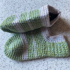 ハンドメイド手編みルームソックスの画像