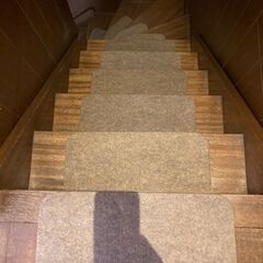 【手渡し限定】階段用カーペット　滑り止め　１２枚セットの画像