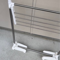 ステンレス I型物干し  キャスター付きの画像