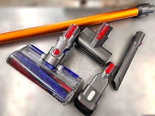 動作品◆Dyson/ダイソン サイクロン式掃除機 V8 Fluffy デジタルモーター◆中古品/通電、動作確認済み