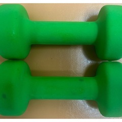 Amazonブランド Umi. ネオプレンダンベル 3kg × 2個セット 1000円の画像