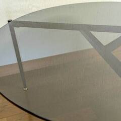 強化ガラステーブル☆デザイン◎おしゃれ☆ローテーブル 美品 中古家具 【おまとめ2万円以上で送料無料】熊本限定※離島不可の画像