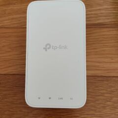 SIMフリーホームルーターとメッシュWiFi中継機の画像