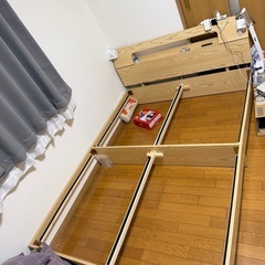 無料譲りダブルベッドとマットレスの画像