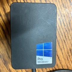 エプソンコピー機　訳あり　サーフェス充電器1 キーボード2つの画像