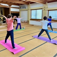 お寺ヨガ・本眞寺 吹田院 ＜ヨガと顔ヨガ＞の画像