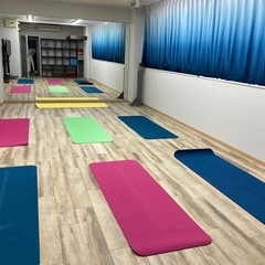 MANDUKA BEGIN ヨガマット5mm／ダークピンクサンダー×PK_CO
の画像