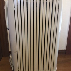 デロンギ　オイルヒーターの画像